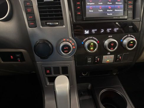 Used 2016 Toyota Sequoia Limited image 20