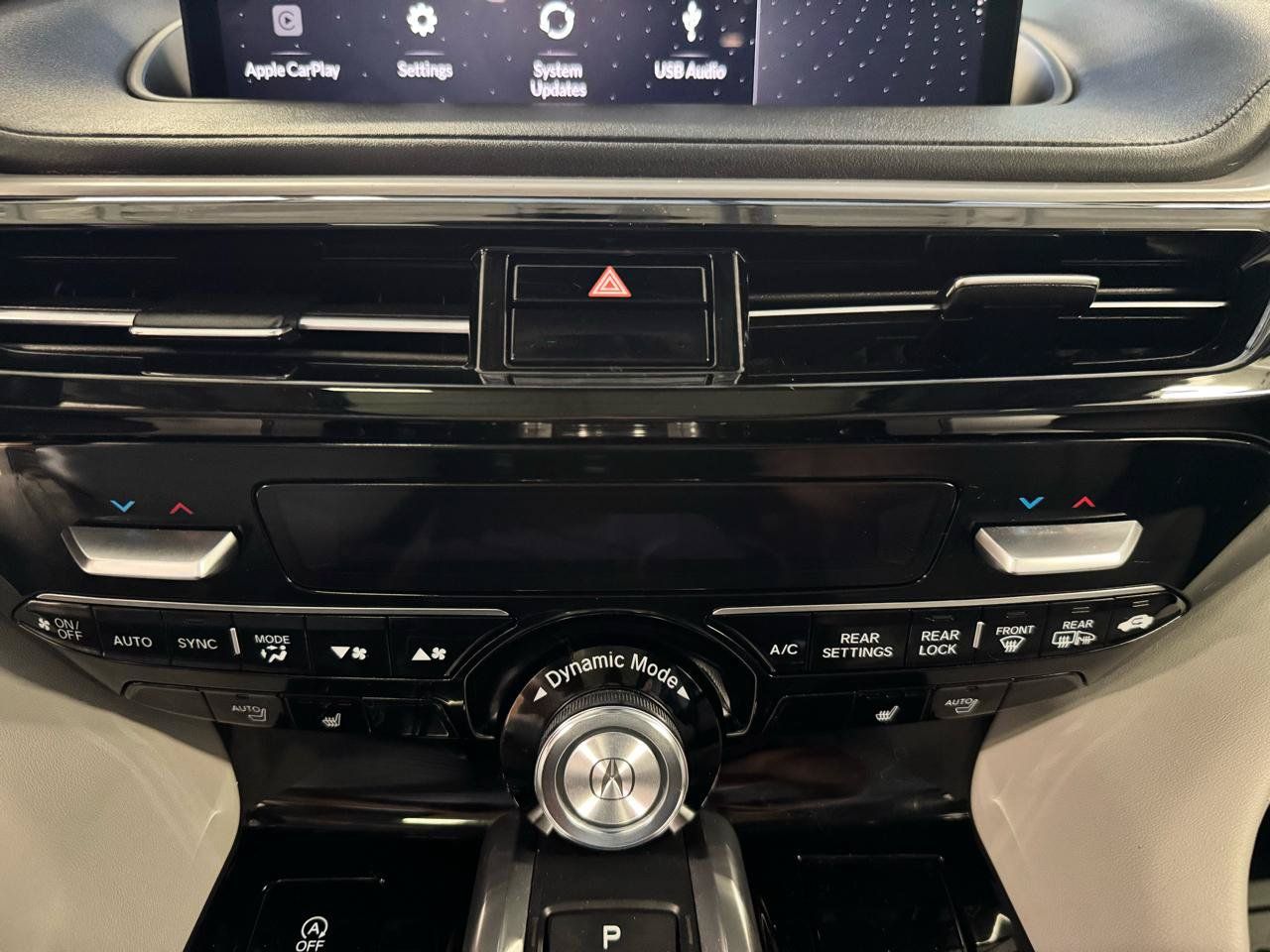 Used 2023 Acura MDX w/ Technology Package AWD/4WD image 17