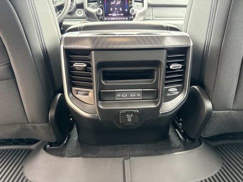 New 2026 RAM 1500 4x4 Crew Cab image 22