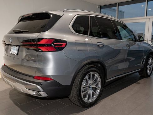 New 2026 BMW X5 xDrive50e w/ Climate Comfort Package image 5