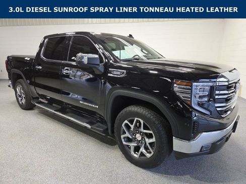 Used 2023 GMC Sierra 1500 SLT w/ SLT Premium Package AWD/4WD image 1