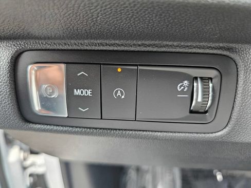 New 2026 Chevrolet Traverse LT w/ Driver Confidence Package FWD image 23