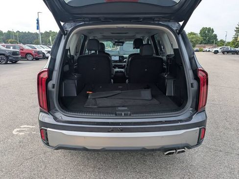 Used 2025 Kia Telluride S AWD/4WD image 32