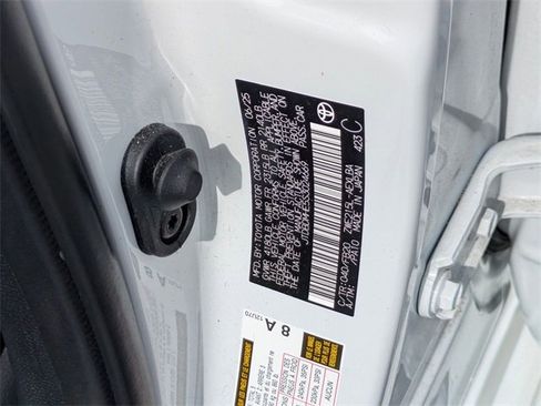 Used 2025 Toyota Corolla LE image 36