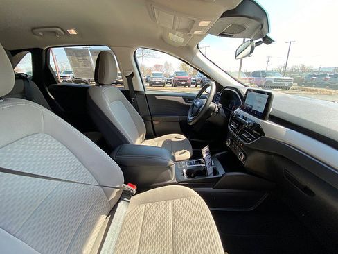 Certified 2022 Ford Escape SE AWD/4WD image 24