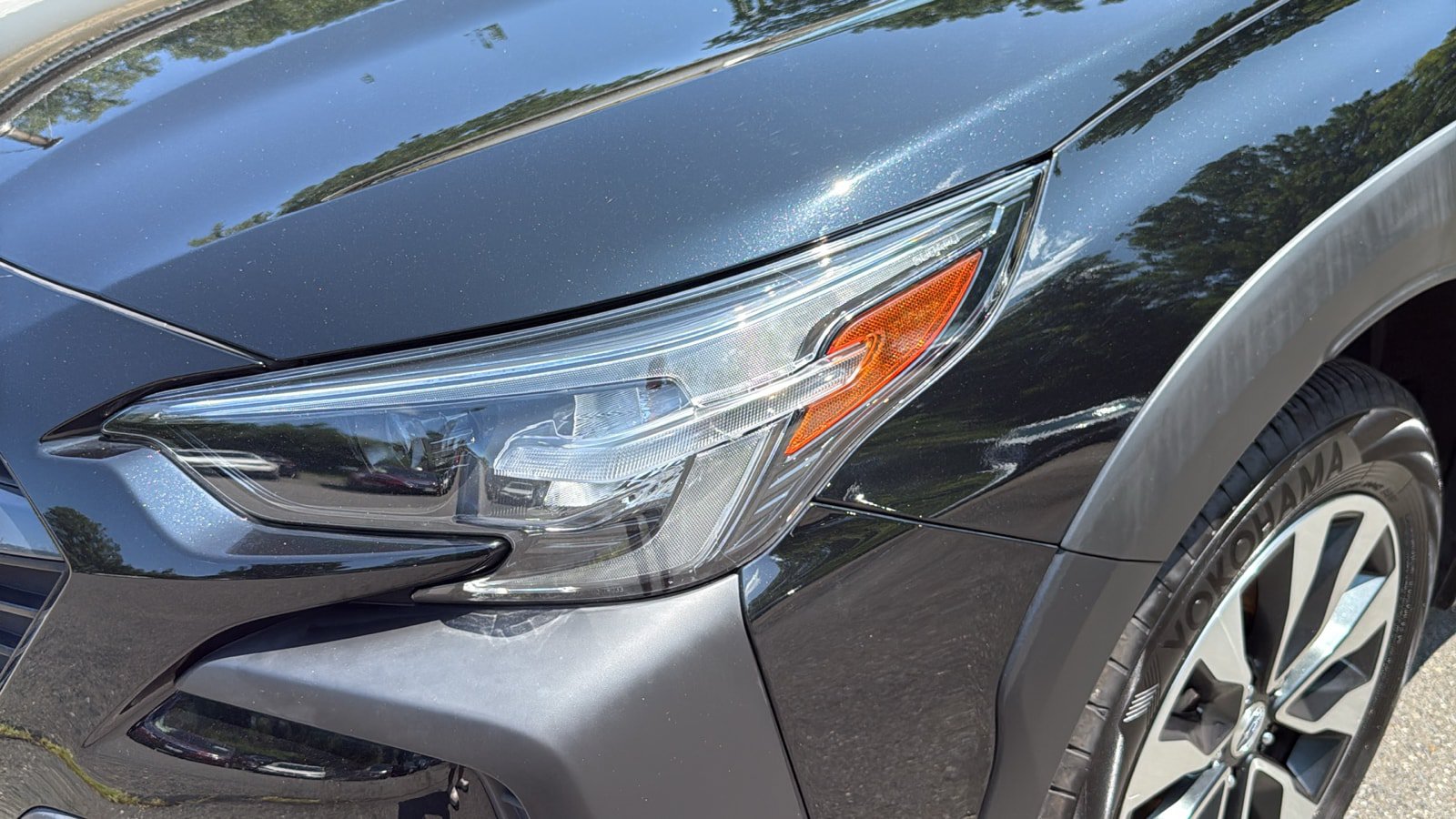 Certified 2023 Subaru Outback Touring AWD/4WD image 9