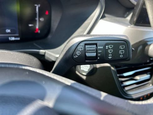 Used 2025 Ford Escape Active AWD/4WD image 24