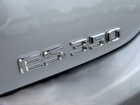 New 2025 Lexus ES 350 w/ Premium Package image 11