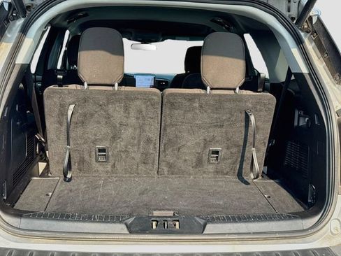 Certified 2021 Ford Explorer XLT w/ Class III Trailer Tow Package AWD/4WD image 33