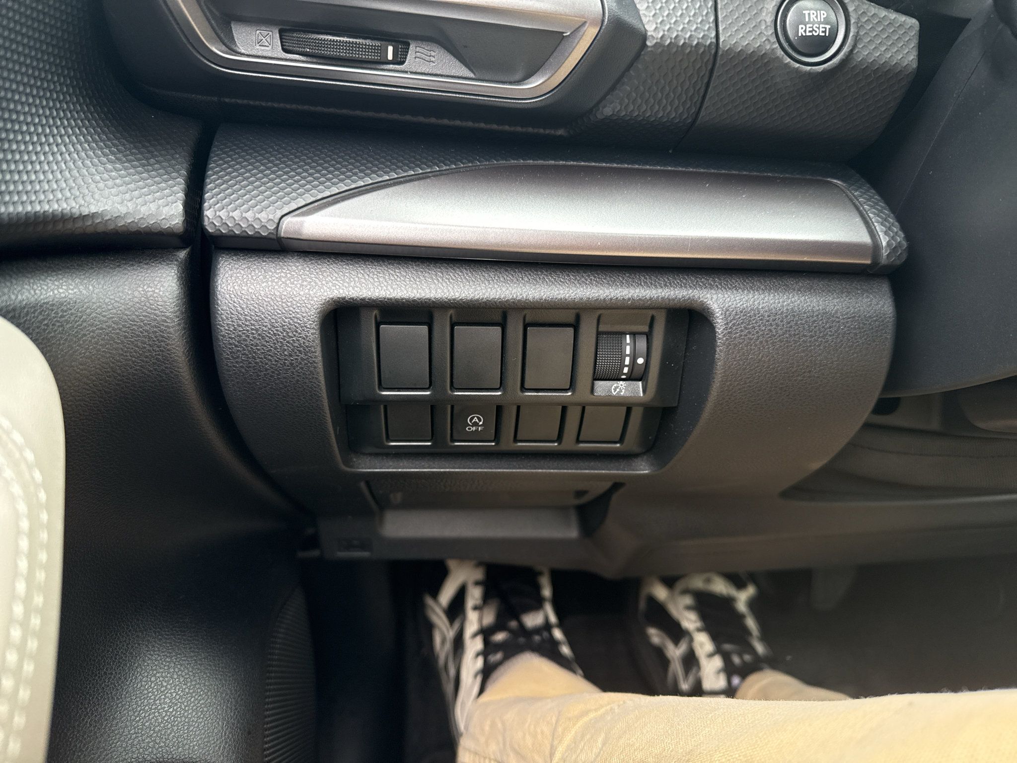 Used 2019 Subaru Forester Premium w/ All-Weather Package AWD/4WD image 16