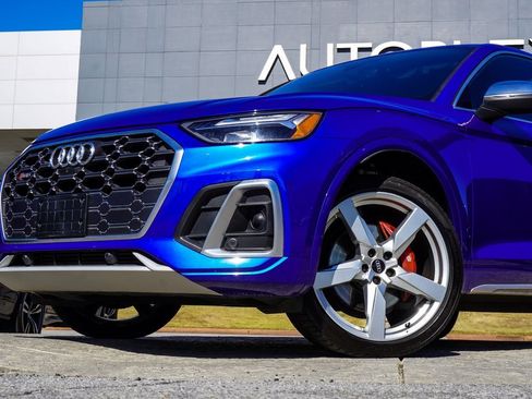 Used 2022 Audi SQ5 Premium Plus w/ Premium Plus Package image 2