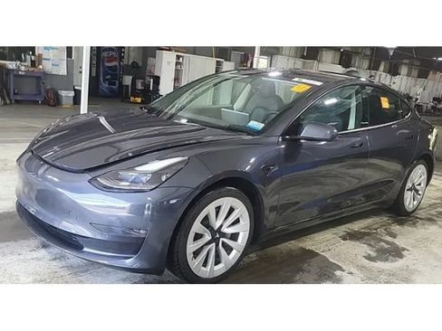 Used 2022 Tesla Model 3 Long Range AWD/4WD image 1
