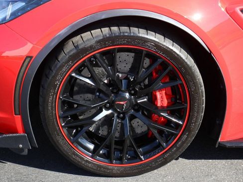 Used 2018 Chevrolet Corvette Grand Sport RWD image 13
