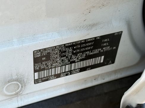 Used 2025 Toyota RAV4 XLE AWD/4WD image 20