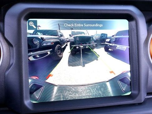 Used 2022 Jeep Gladiator Mojave w/ LED Lighting Group AWD/4WD image 17