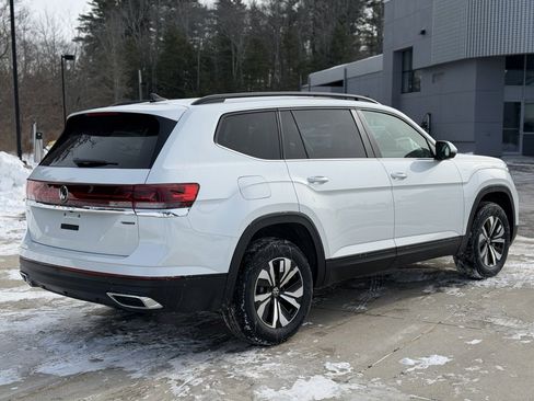 New 2026 Volkswagen Atlas SE image 9