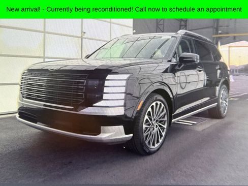 Used 2026 Hyundai Palisade Calligraphy image 1