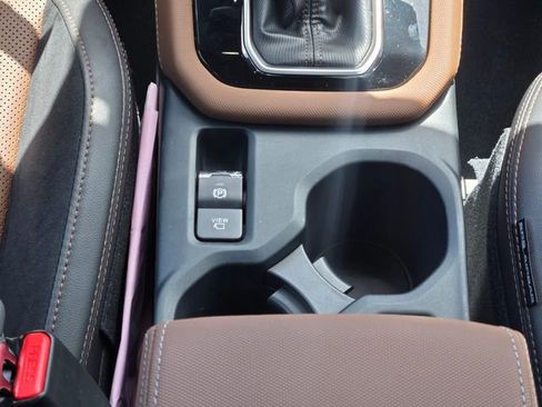 Certified 2025 Subaru Forester Touring AWD/4WD image 19