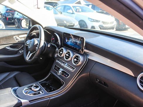 Used 2019 Mercedes-Benz C 300 Sedan image 16