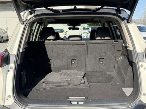 Used 2023 Nissan Rogue Platinum w/ Platinum Premium Package image 10