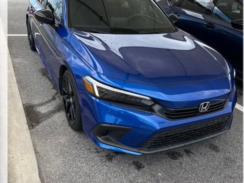 Used 2022 Honda Civic Sport image 5