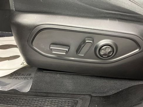 Used 2023 Jeep Grand Cherokee L Laredo w/ Luxury Tech Group I image 34