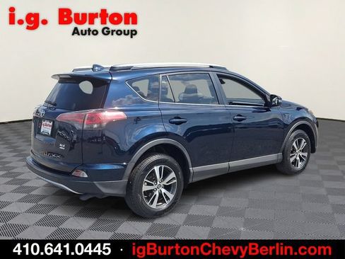 Used 2018 Toyota RAV4 XLE w/ Plus Extra Value Package AWD/4WD image 6