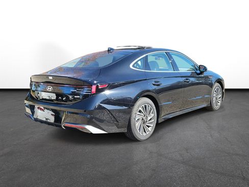 New 2026 Hyundai Sonata Limited image 4