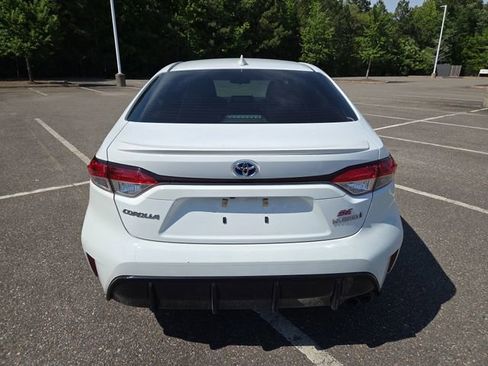 Used 2024 Toyota Corolla SE FWD image 4