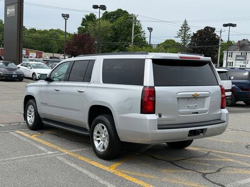 Used 2020 Chevrolet Suburban LT AWD/4WD image 3