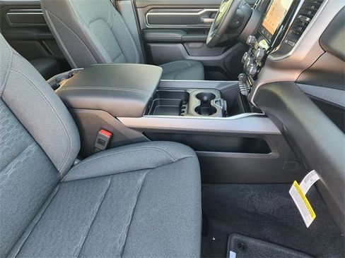 New 2026 RAM 1500 4x4 Crew Cab image 10