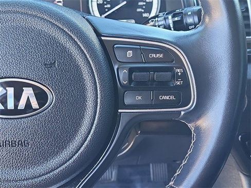 Used 2019 Kia Niro S Touring image 13