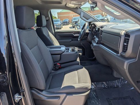 Used 2023 Chevrolet Silverado 1500 LT AWD/4WD image 11