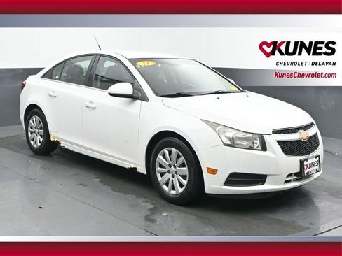 Used 2011 Chevrolet Cruze LT image 1