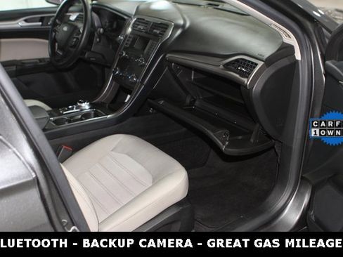 Used 2019 Ford Fusion S image 23