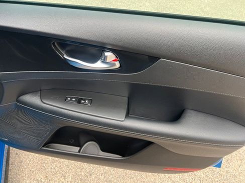 Certified 2023 Kia Forte GT-Line w/ GT-Line Premium Package FWD image 23