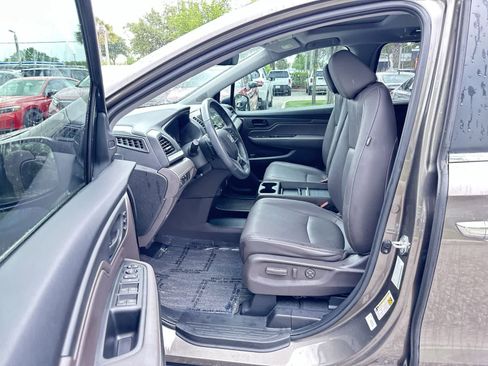 Used 2022 Honda Odyssey EX-L image 2