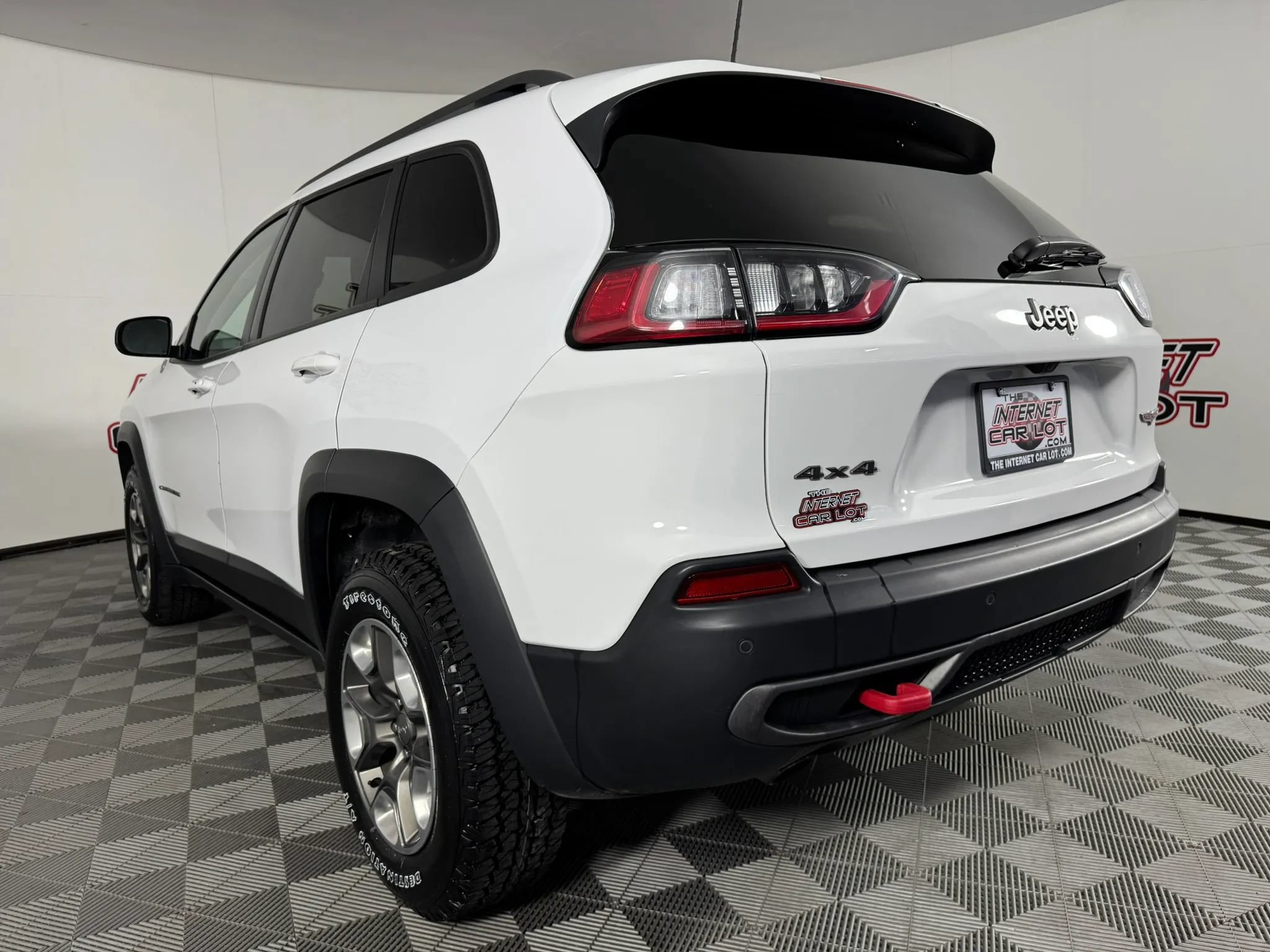 Used 2019 Jeep Cherokee Trailhawk w/ Cold Weather Group AWD/4WD image 26