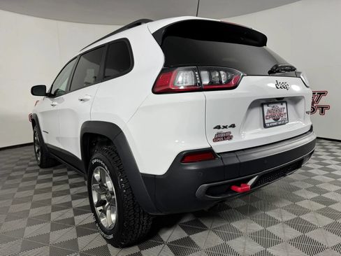 Used 2019 Jeep Cherokee Trailhawk w/ Cold Weather Group AWD/4WD image 26