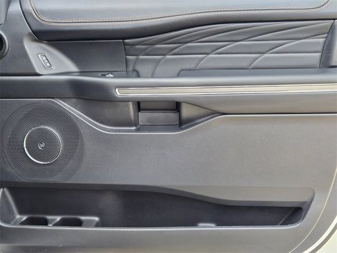 Used 2023 Ford Expedition Max Platinum image 29