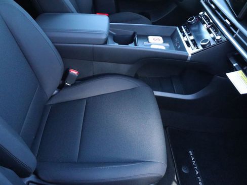 New 2026 Hyundai Santa Fe SE FWD image 19
