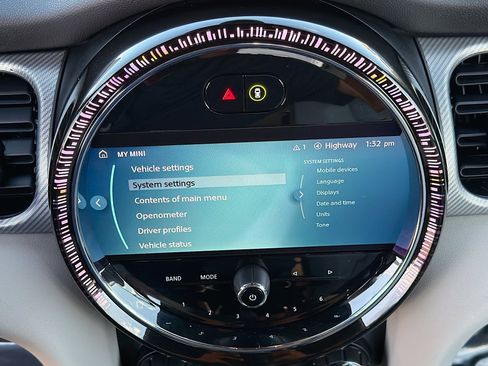 Used 2024 MINI Cooper S image 27