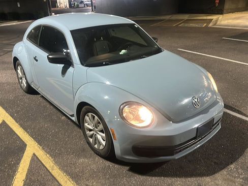 Used 2015 Volkswagen Beetle 1.8T image 4