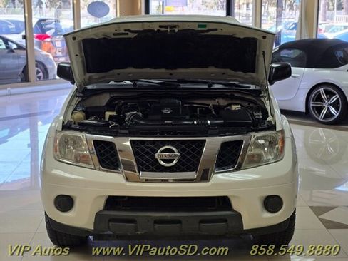 Used 2019 Nissan Frontier SV RWD image 12