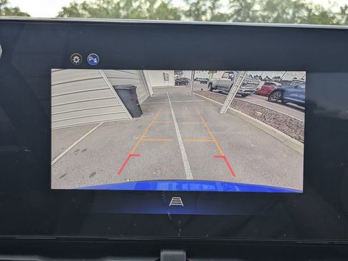 Used 2026 Chevrolet Equinox ACTIV w/ Convenience Package III AWD/4WD image 26