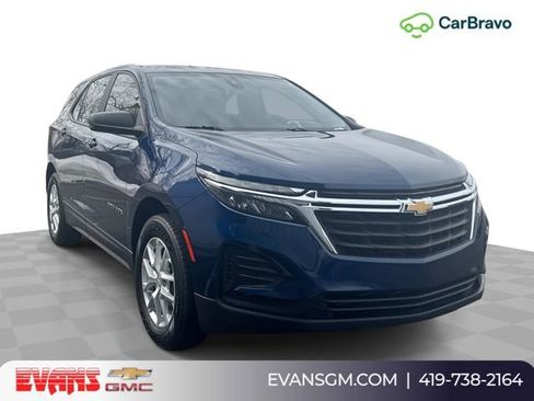 Certified 2023 Chevrolet Equinox LS image 1