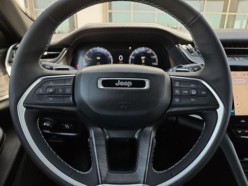 New 2026 Jeep Grand Cherokee Altitude RWD image 30