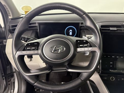 Used 2022 Hyundai Tucson Limited w/ Cargo Package AWD/4WD image 17