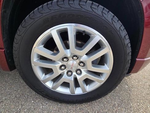 Used 2015 GMC Acadia Denali image 13