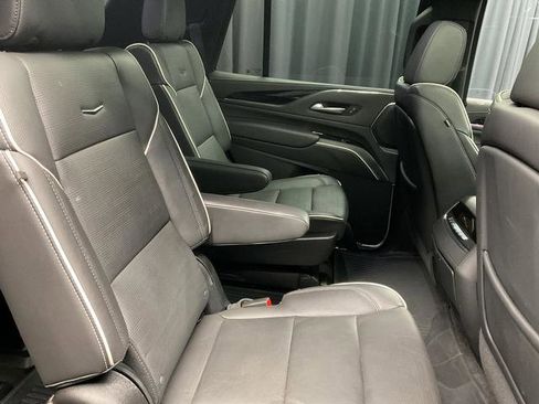 Used 2023 Cadillac Escalade Sport w/ LPO, ONYX Package image 14